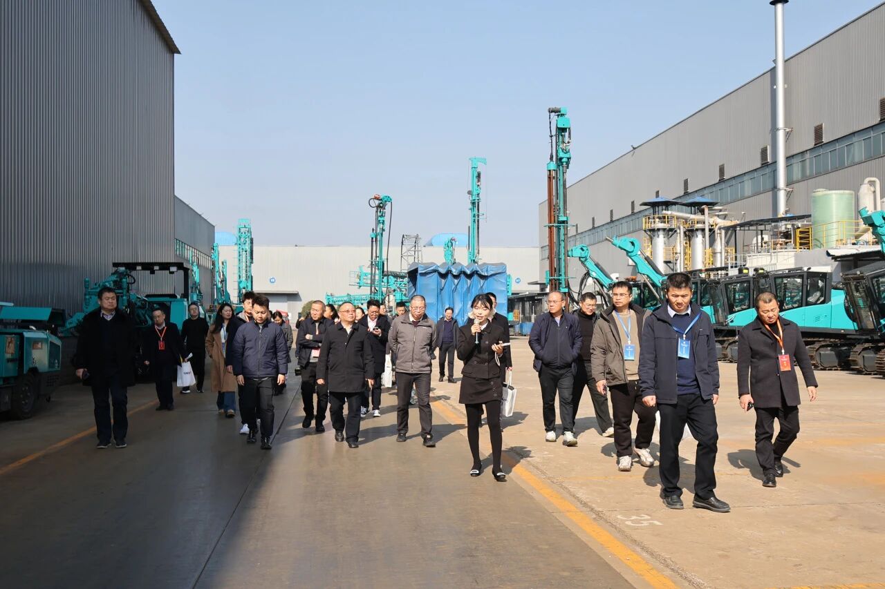 湖南省工程治理学会2025年学术年会在冰球突破工业城进行